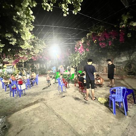 隆海 Nha Nghi Tien Phuc 1酒店 外观 照片