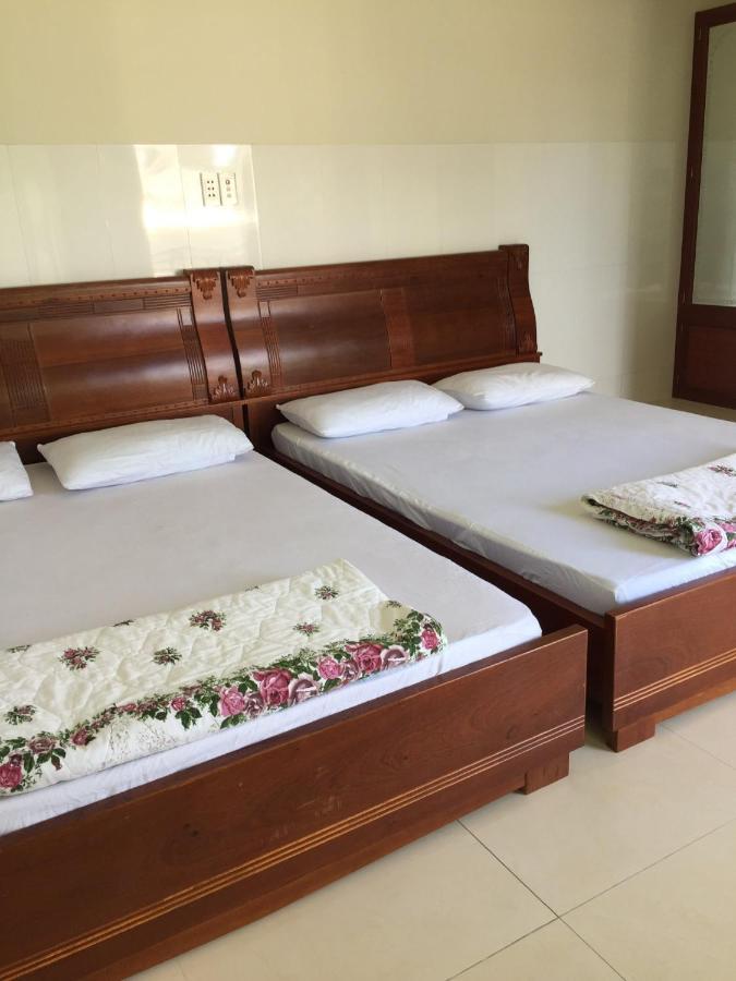 隆海 Nha Nghi Tien Phuc 1酒店 外观 照片